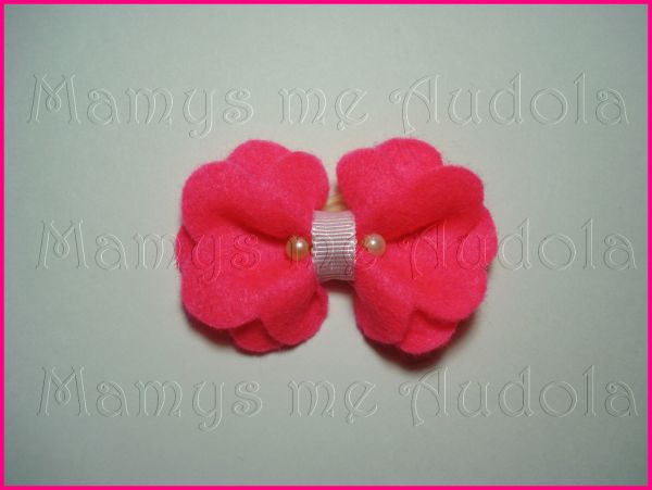 Laço Flor de Feltro Rosa Fluor