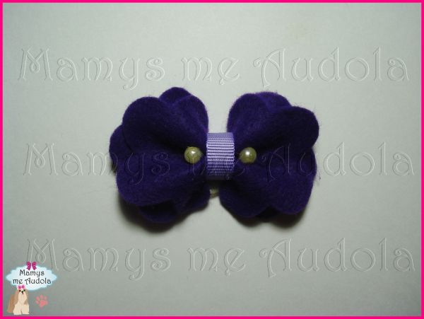 Laço Flor de Feltro Roxo