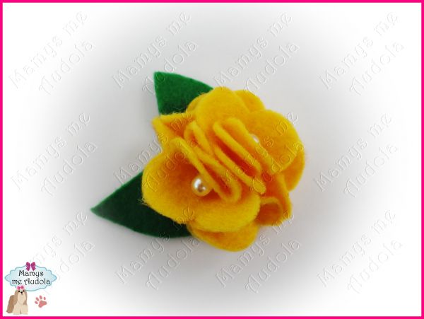 Flor de Feltro - Amarela