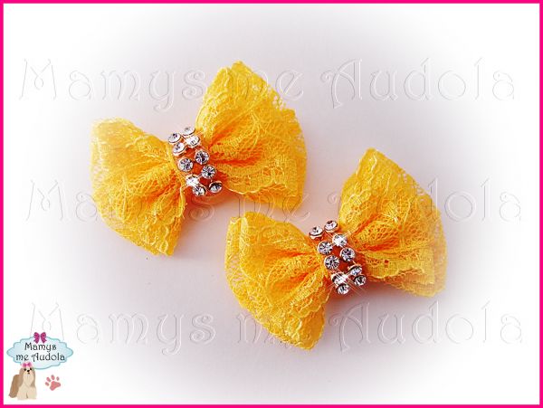 Laços de Renda Amarelo