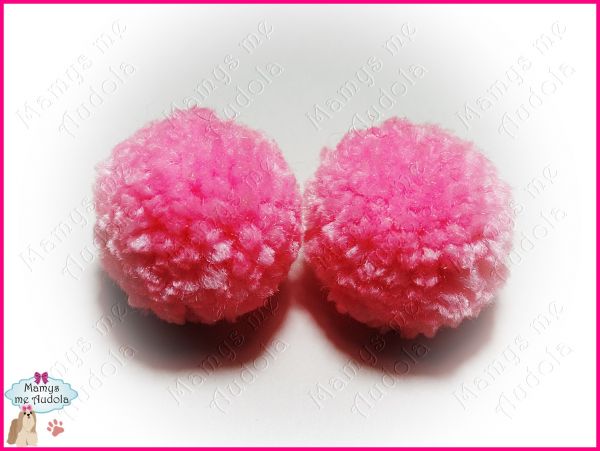 Pom Pons de Lã Rosa Bebê